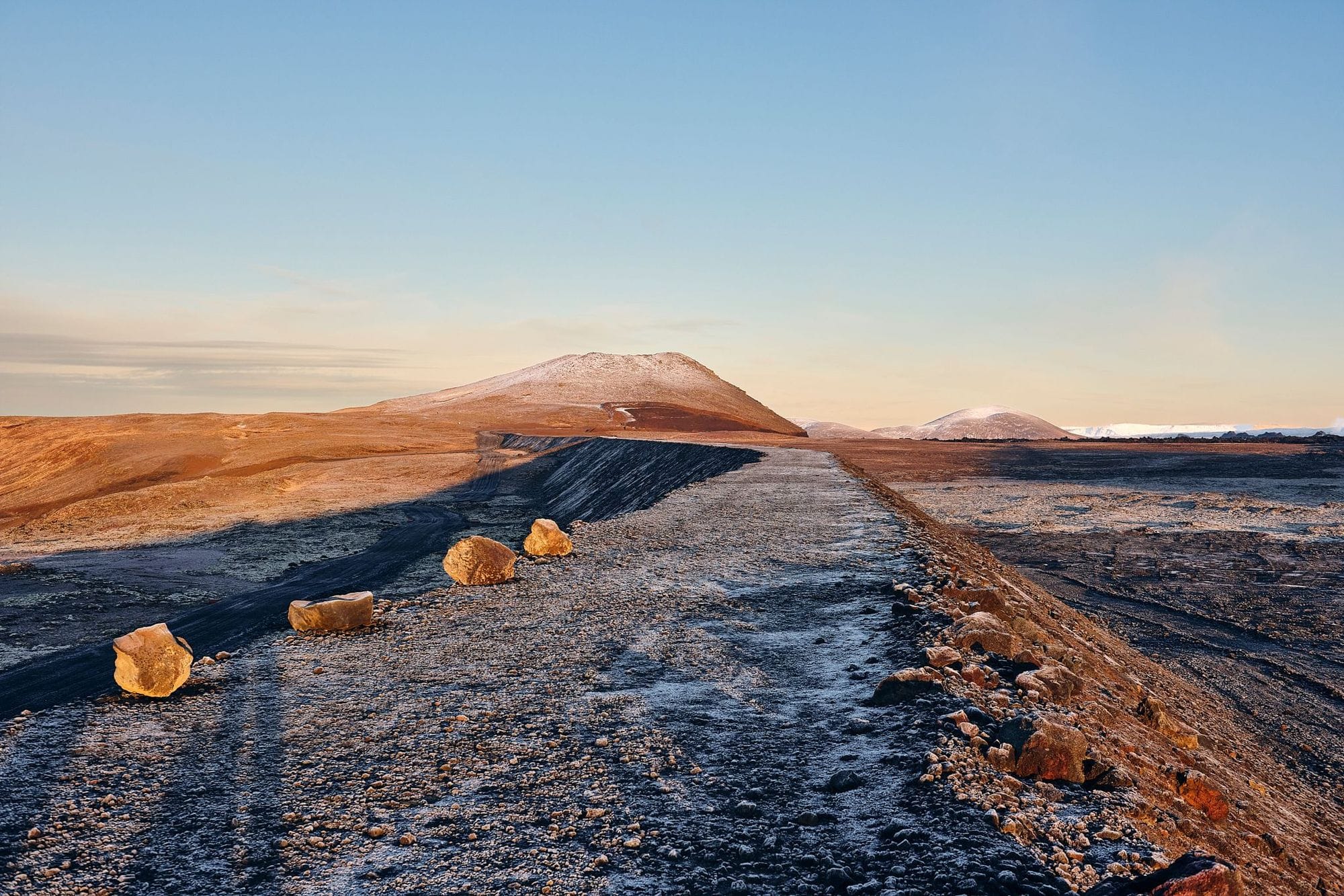 Varnargarðar á Reykjanesi.