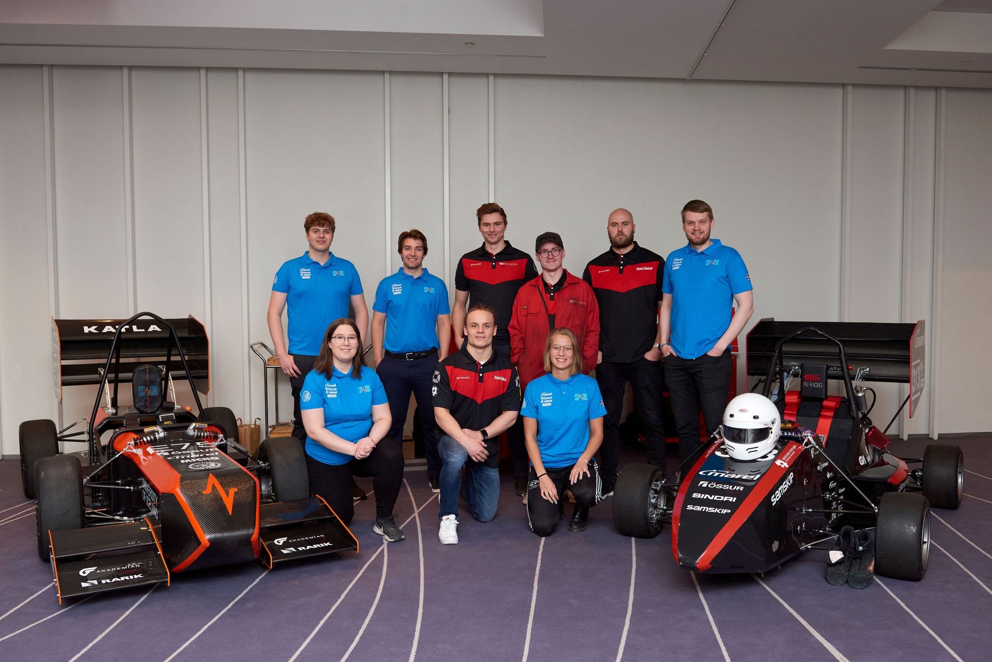 Hópmynd af Team Spark liði HÍ.